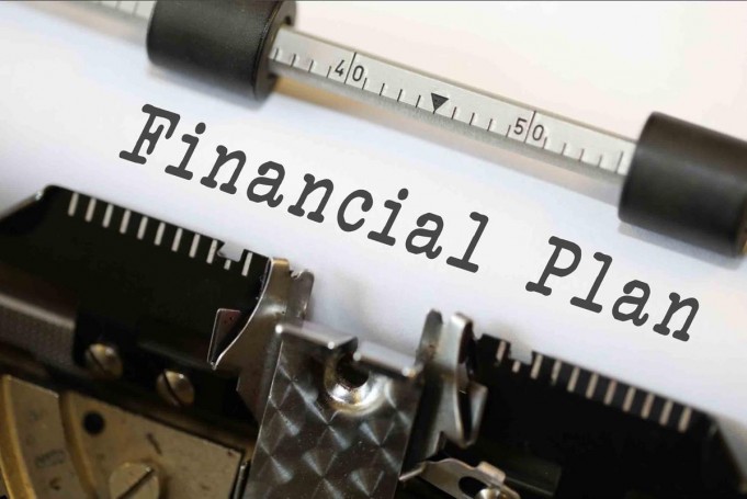 How to Create a Personal Financial Plan and Accommodating Tips