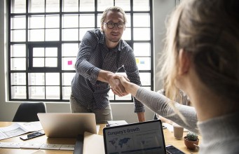 How to turn Unwanted Gifts into Cash in the World of Card Gift Trading turn unwanted gifts into cash in the World of card gift Trading