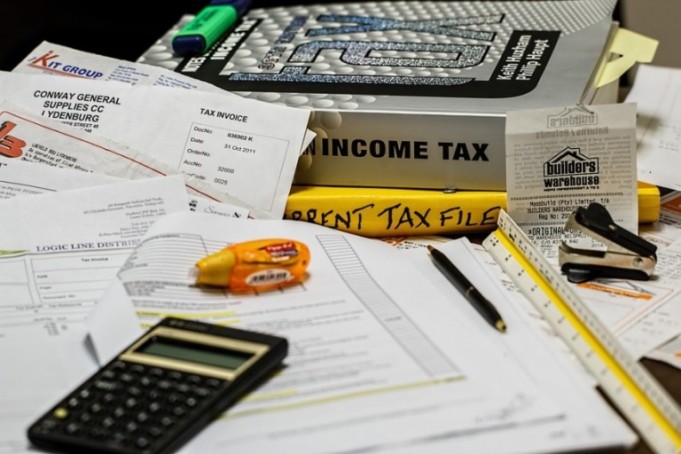 Organize taxes by using best tools