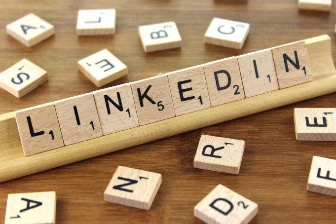 Know about What is LinkedIn Engagement Retargeting