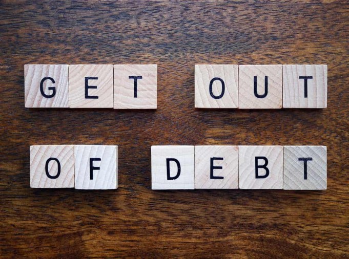 Best Strategies to Get Out of the Debt Effectively