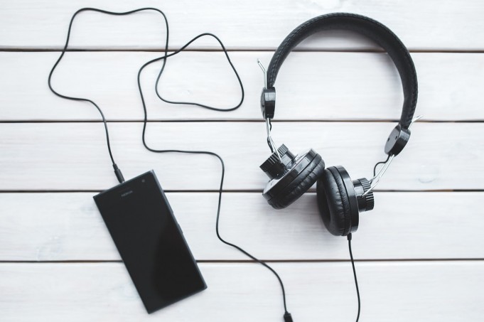 The Best Financial Podcasts that Must be on Your Playlist