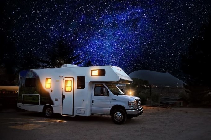 Benefits of Renting an RV for your Next Vacation