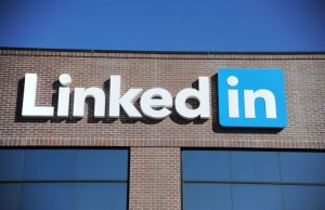 How to Become an Influencer on LinkedIn