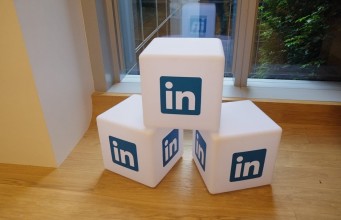 Why LinkedIn Temporarily De-indexed from Google Know Why LinkedIn Temporarily De-indexed from Google
