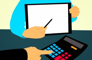 The Difference Between an Investment Advisor and a Financial Planner Difference Between Investment Advisor and Financial Planner