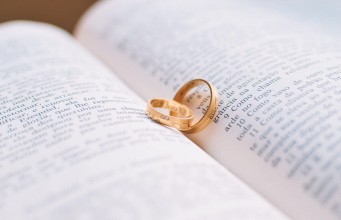 Know about Whether to File Taxes as Single or Married Know about Whether to File Taxes as Single or Married