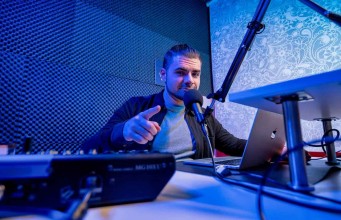 The Best Ways to Maximize Your Revenues From a Podcast The Best Ways to Maximize your Revenues From a Podcast