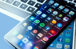 LG Wing – The Dual Rotating Screen Smartphone by LG LG Wing - The Dual Rotating Screen Smartphone by LG